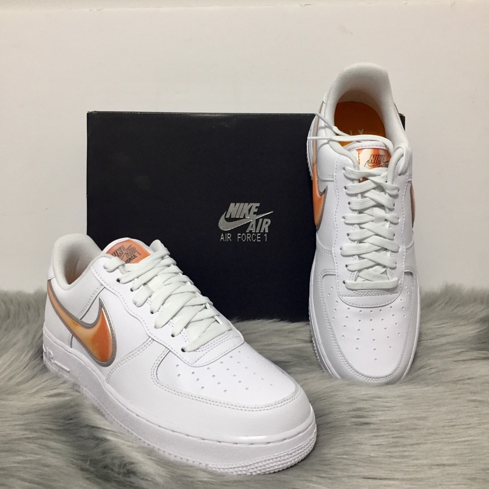 SOLD Nike Air Force 1 '07 LV8 | Size M 9 / W 10.5 - Picture 3 of 5